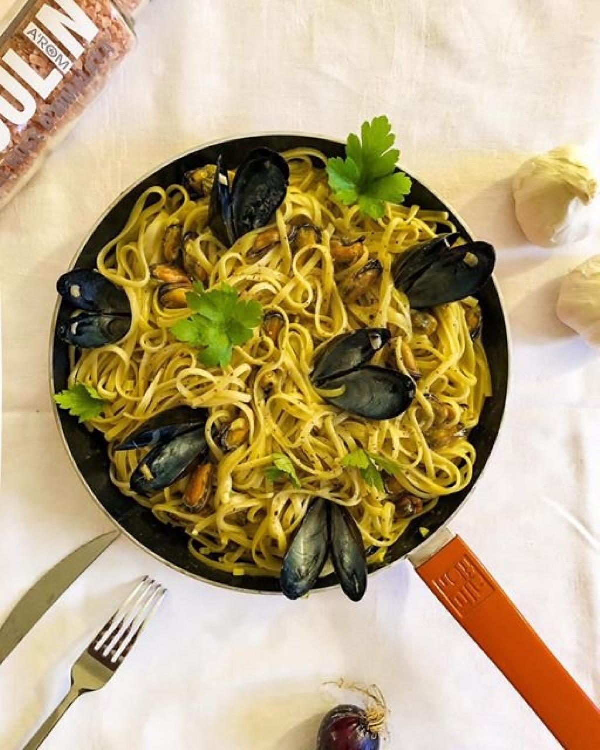 Linguine aux moules et au safran